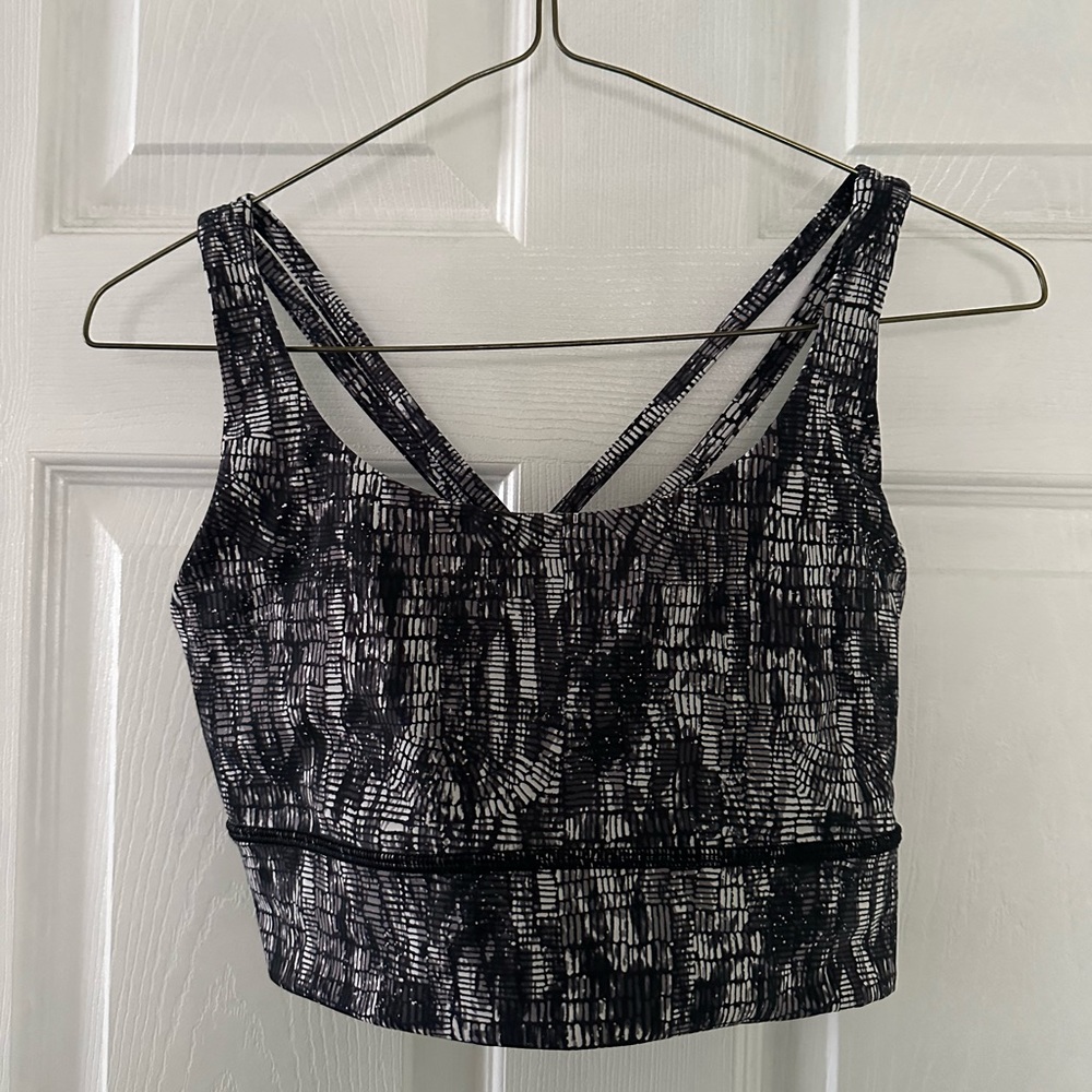 Lululemon sports bra